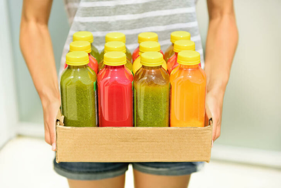 Du oransje, saftige frukt, god dag! Juice på flaske